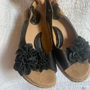 Floral Born wedge heels open toe black leather